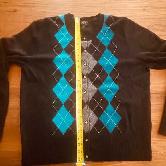 Apt. 9 Women's Black and Blue Argyle Cardigan - Picture 3 of 8